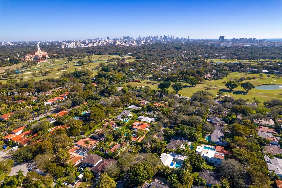 1424 Algardi Ave, Coral Gables FL 33146