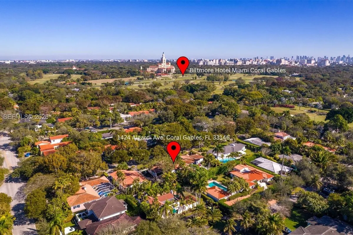 1424 Algardi Ave, Coral Gables FL 33146