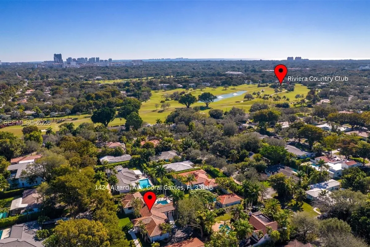 1424 Algardi Ave, Coral Gables FL 33146