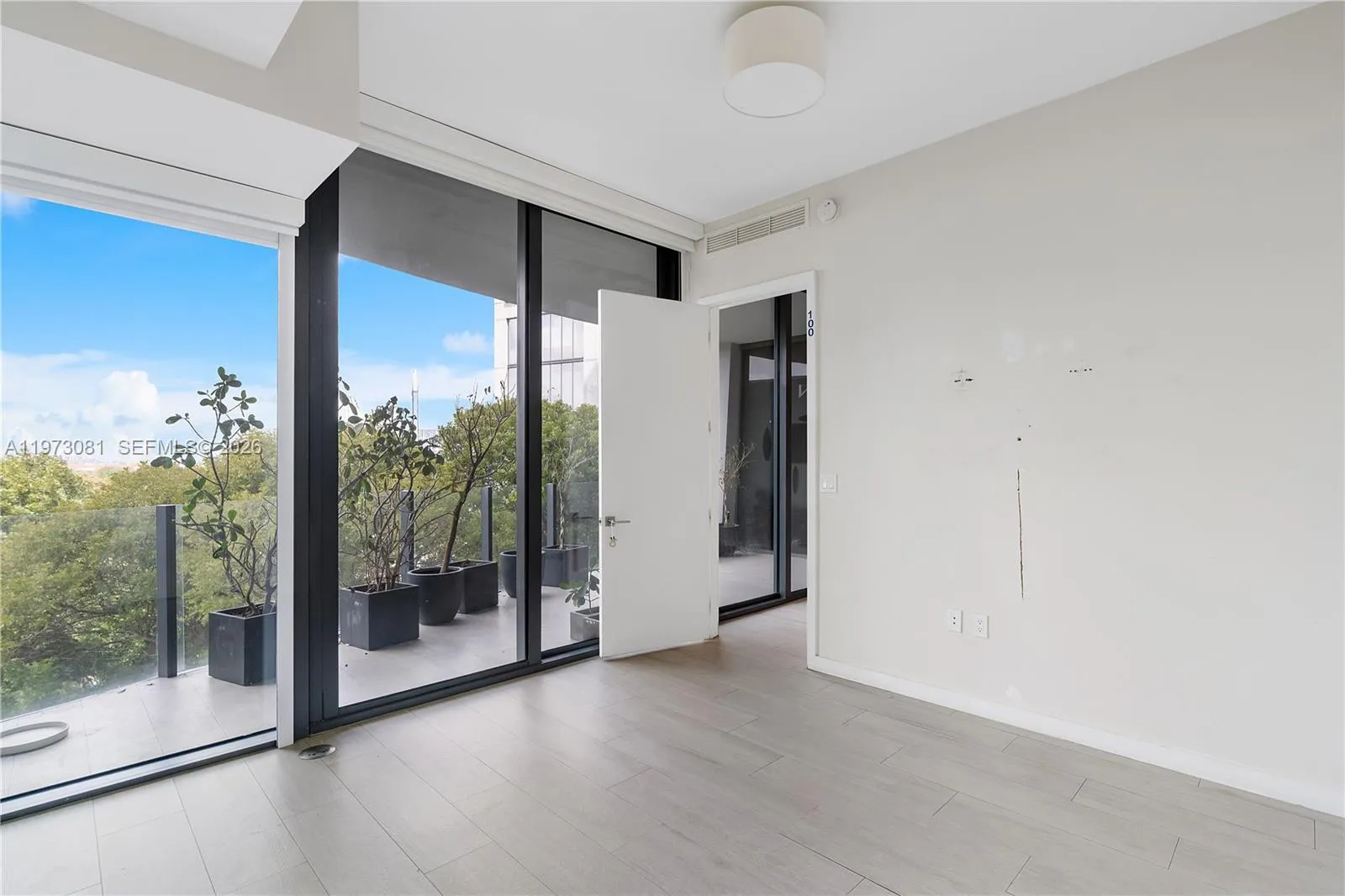 2831 S Bayshore Dr # 707, Miami FL 33133