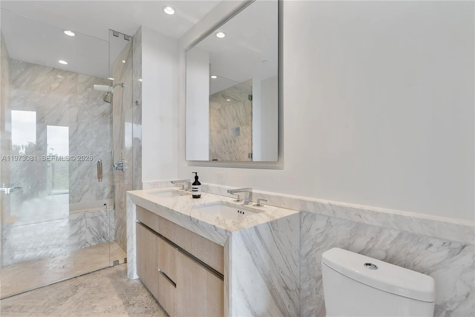 2831 S Bayshore Dr # 707, Miami FL 33133