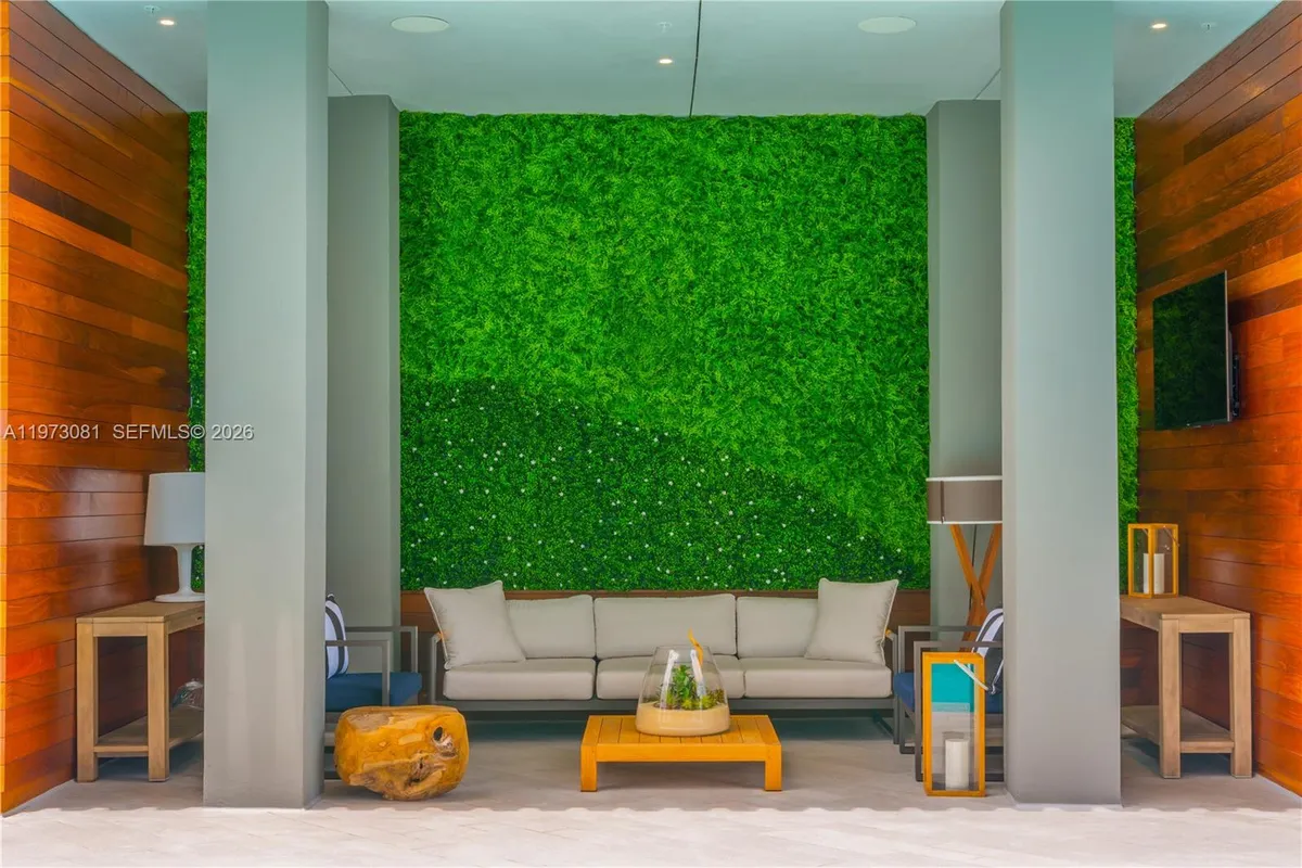 2831 S Bayshore Dr # 707, Miami FL 33133