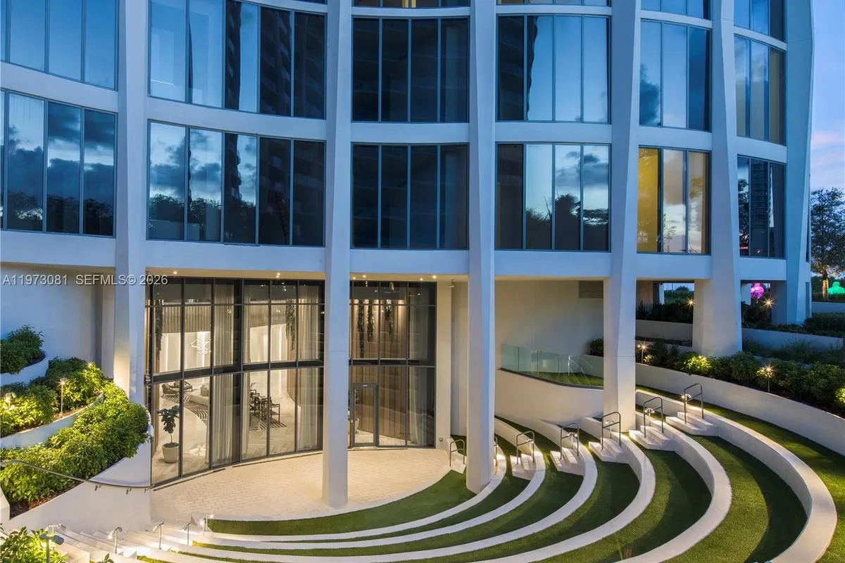 2831 S Bayshore Dr # 707, Miami FL 33133