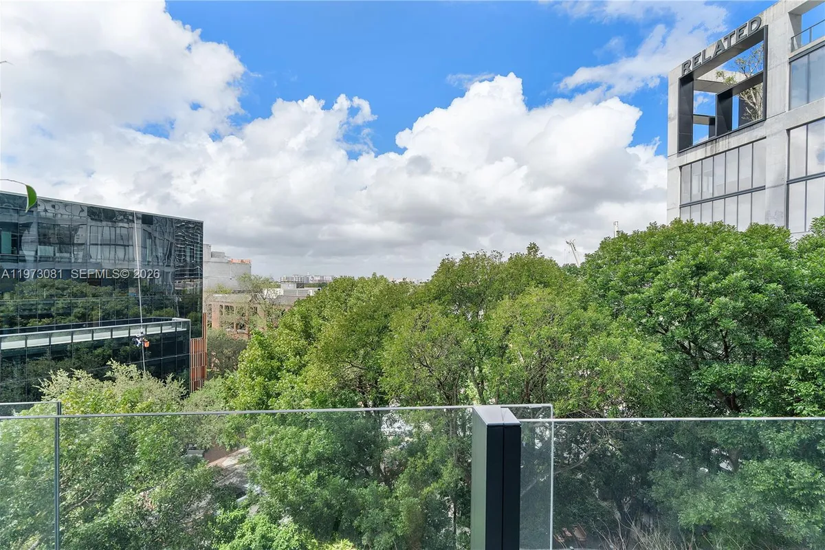 2831 S Bayshore Dr # 707, Miami FL 33133