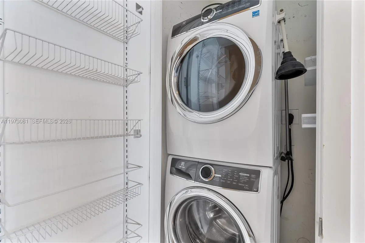 2831 S Bayshore Dr # 707, Miami FL 33133