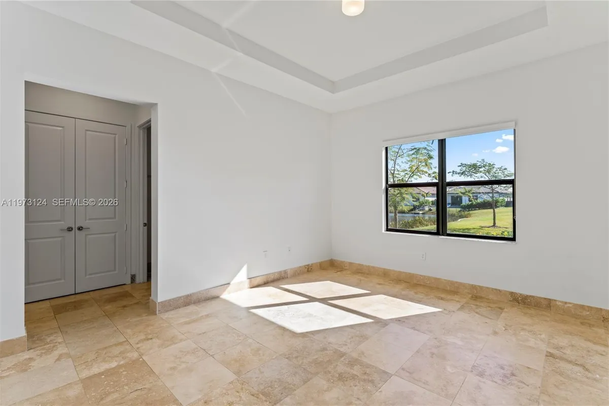 17564 SW 41st St, Miramar FL 33029