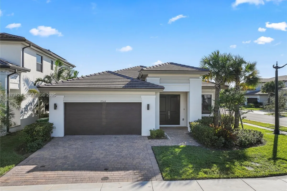 17564 SW 41st St, Miramar FL 33029