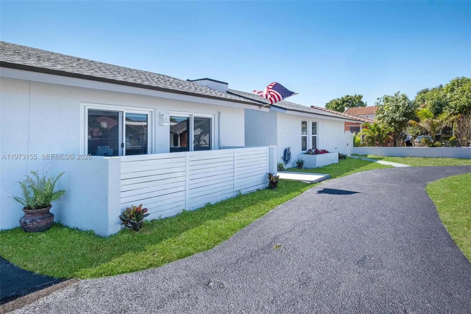 13710 SW 18th Ter, Miami FL 33175