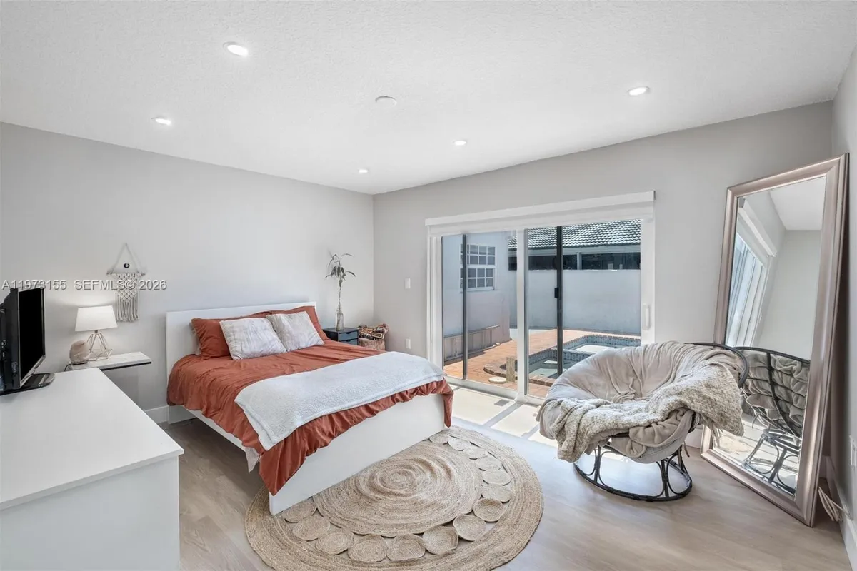 13710 SW 18th Ter, Miami FL 33175