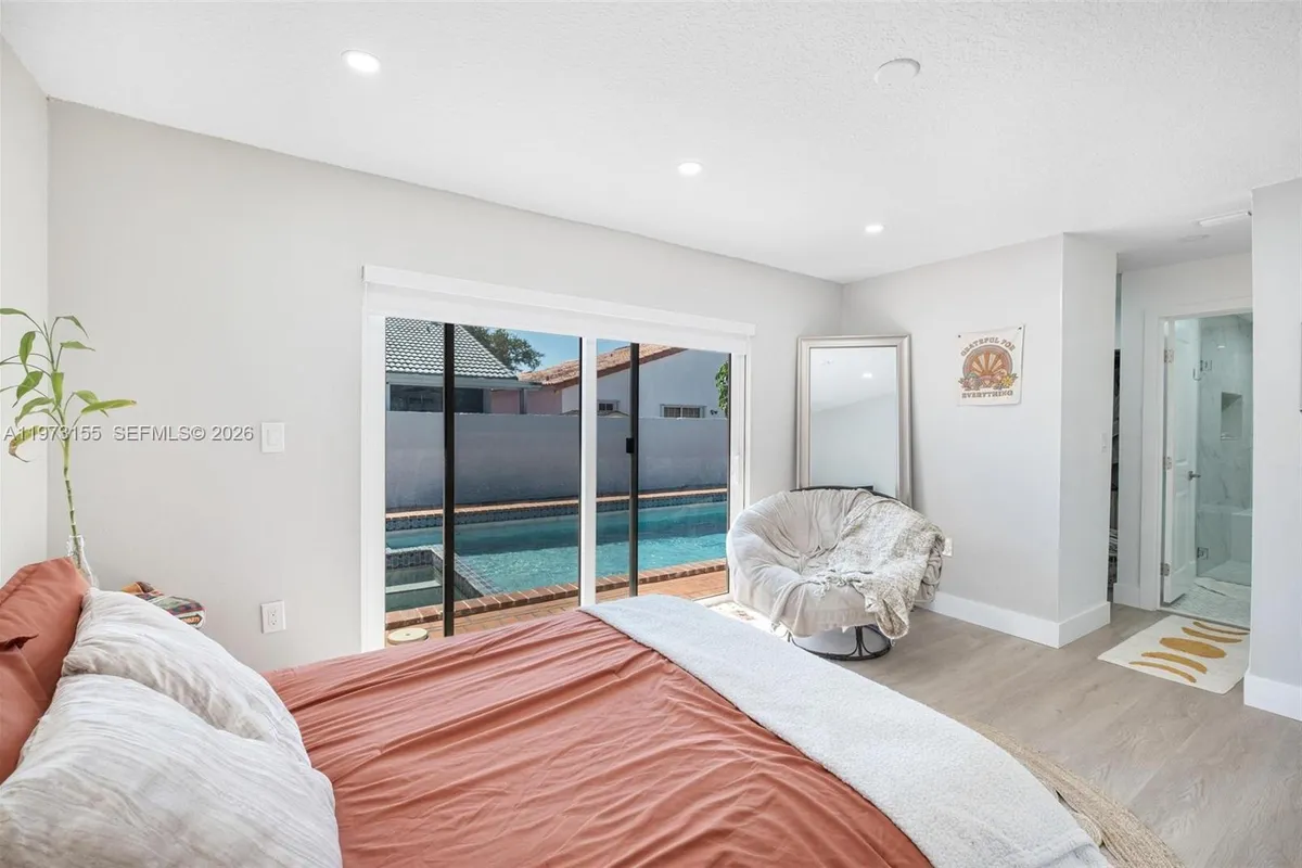 13710 SW 18th Ter, Miami FL 33175