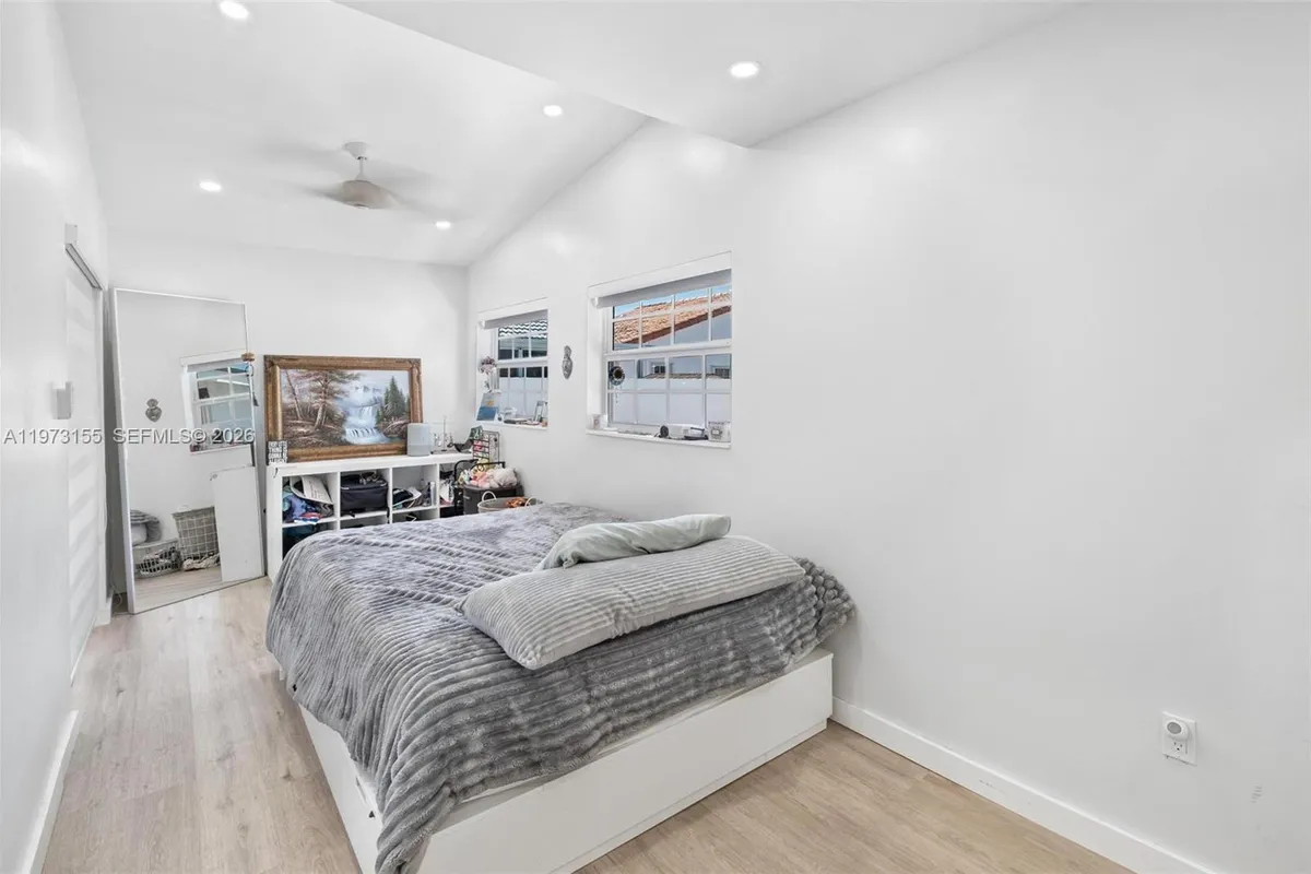 13710 SW 18th Ter, Miami FL 33175