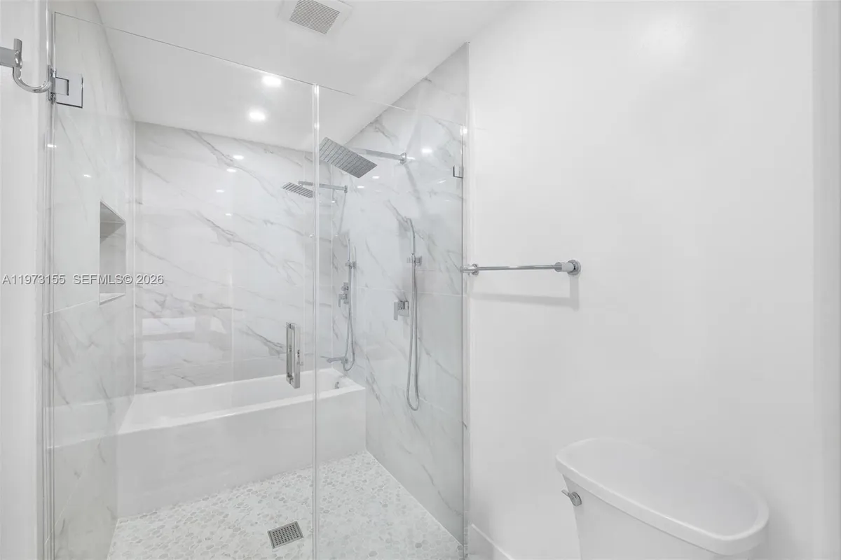 13710 SW 18th Ter, Miami FL 33175