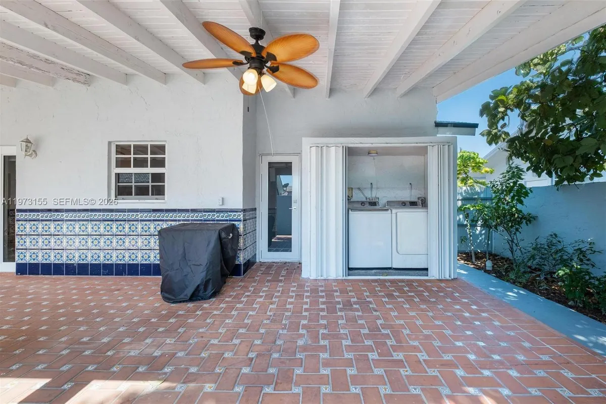 13710 SW 18th Ter, Miami FL 33175