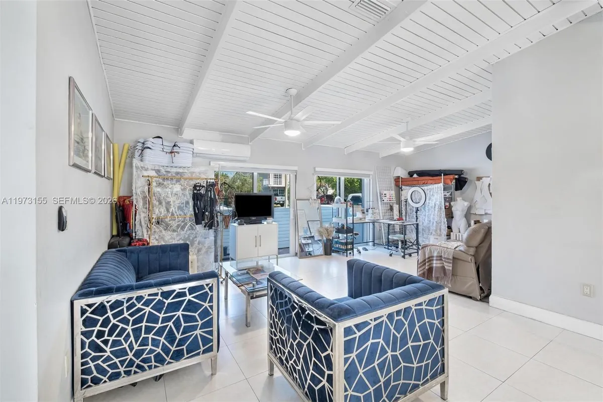 13710 SW 18th Ter, Miami FL 33175