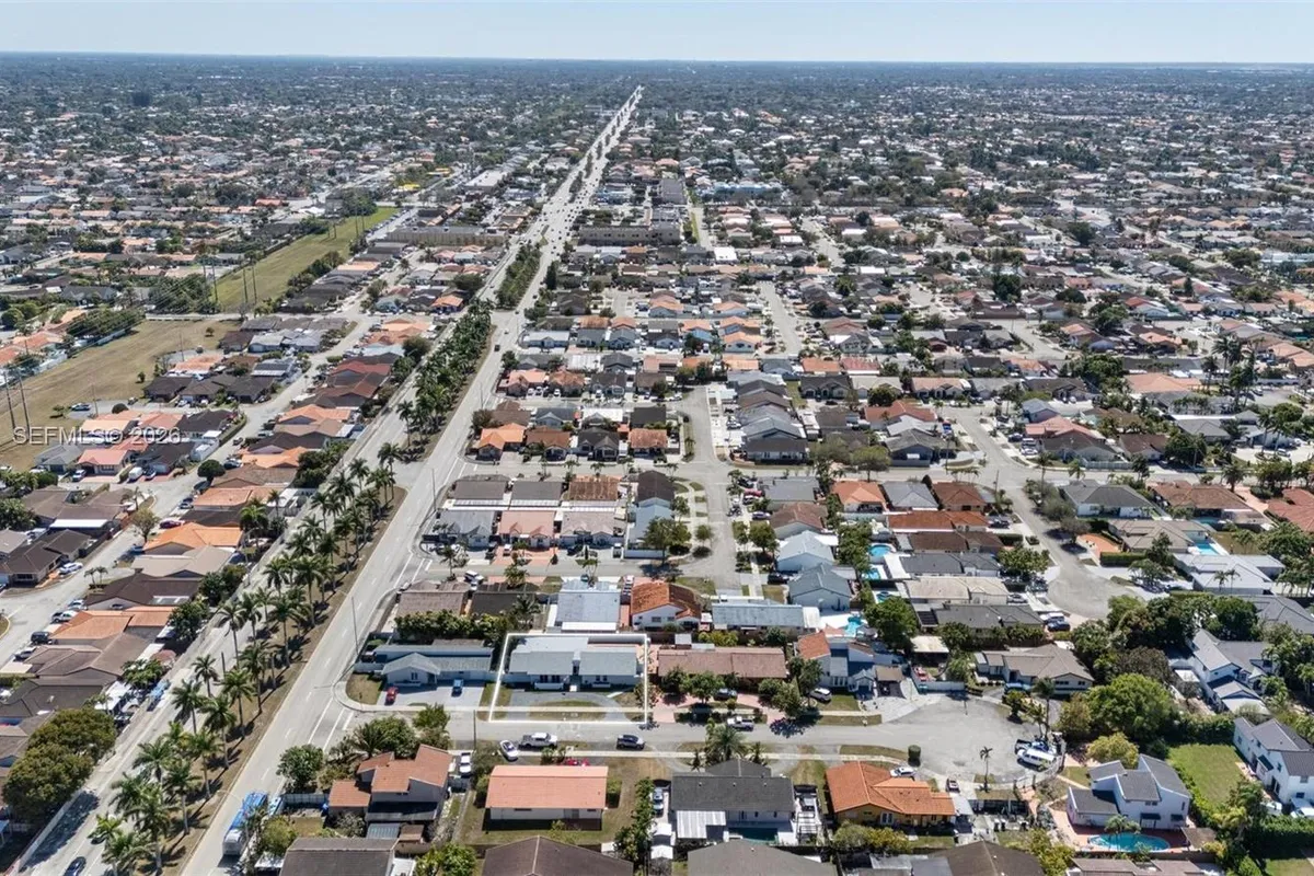 13710 SW 18th Ter, Miami FL 33175