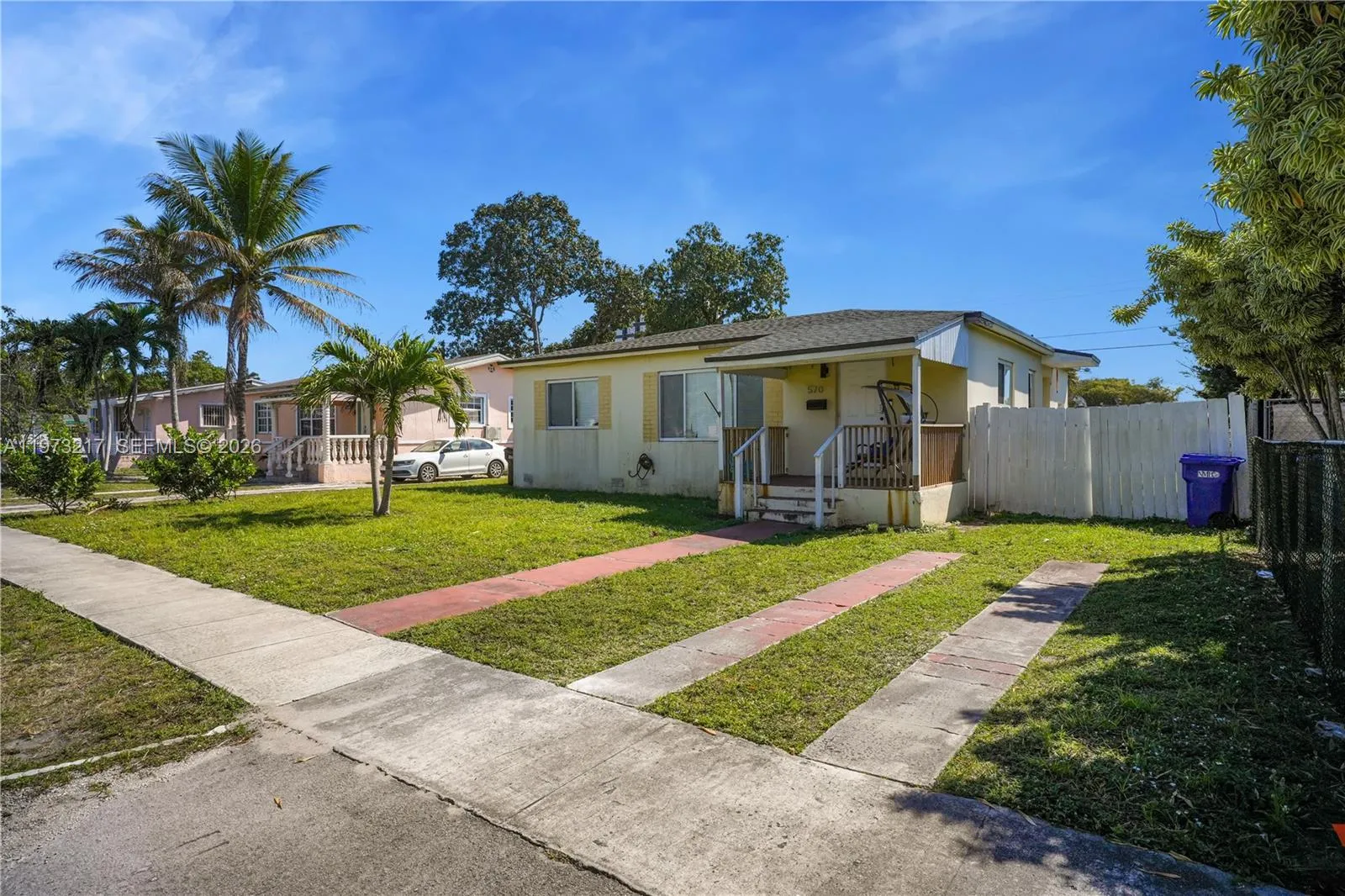 570 NE 169th St, North Miami Beach FL 33162
