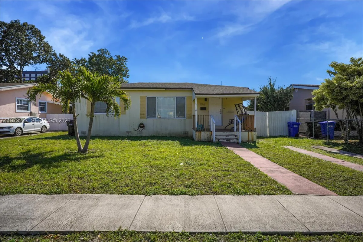 570 NE 169th St, North Miami Beach FL 33162