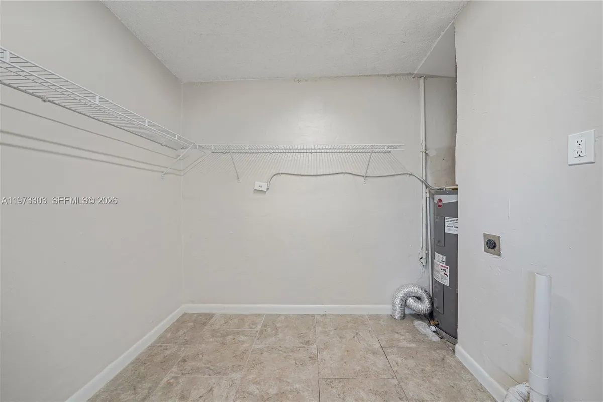 4721 NW 12th St, Lauderhill FL 33313