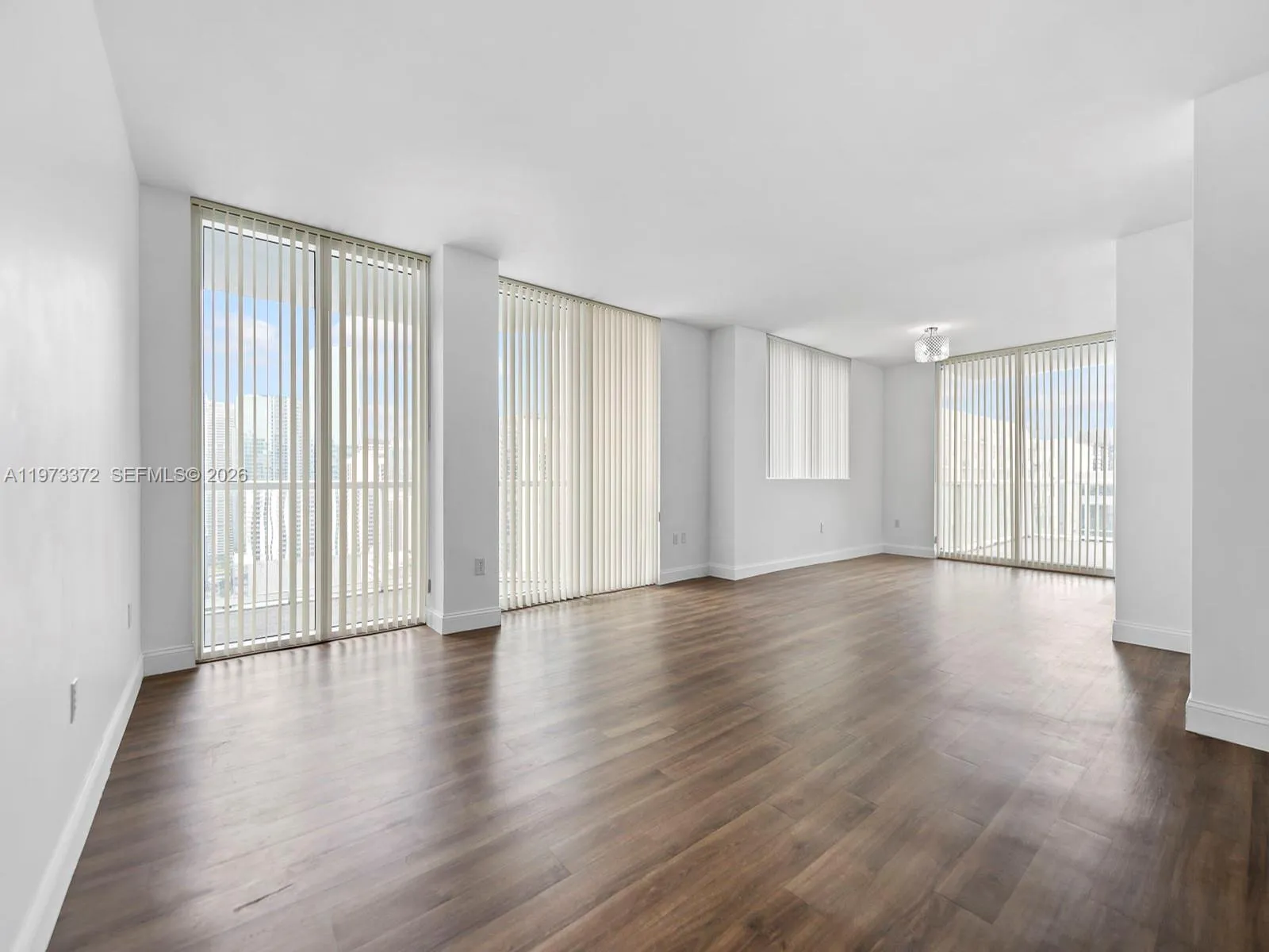 253 NE 2nd St # 3108, Miami FL 33132