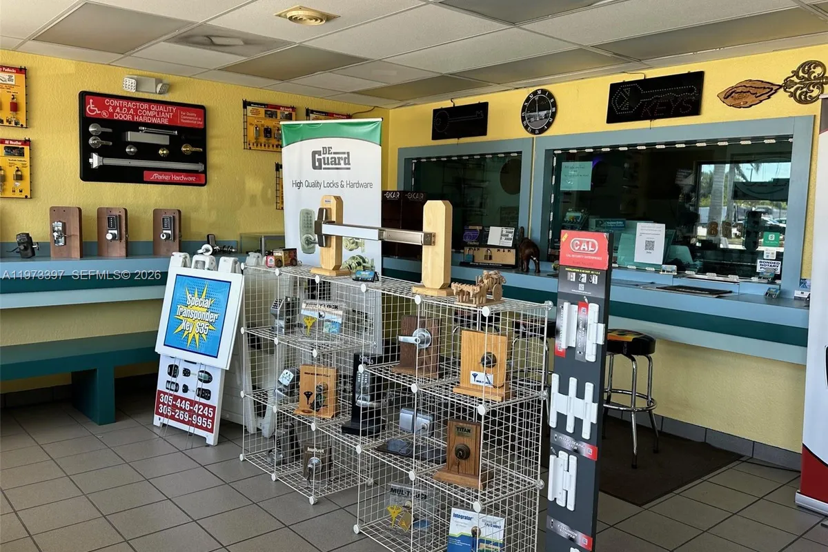 507 E Sugarland Hwy, Clewiston FL 33440