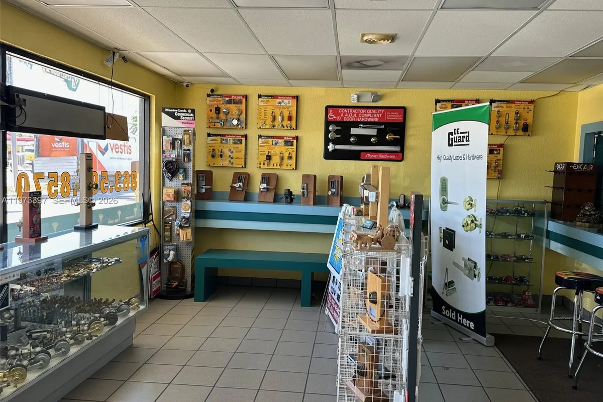 507 E Sugarland Hwy, Clewiston FL 33440