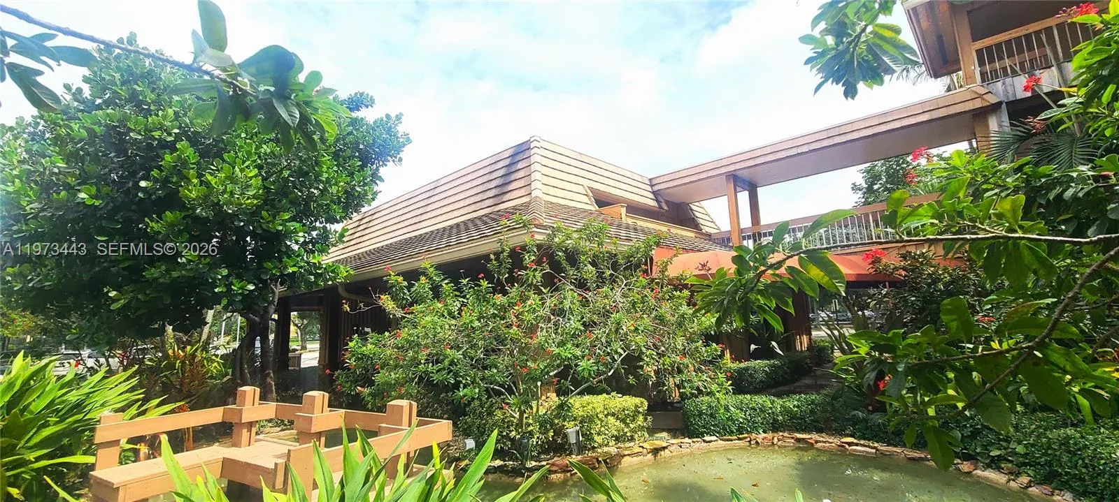 7800 W Oakland Park Blvd # 101, Sunrise FL 33351