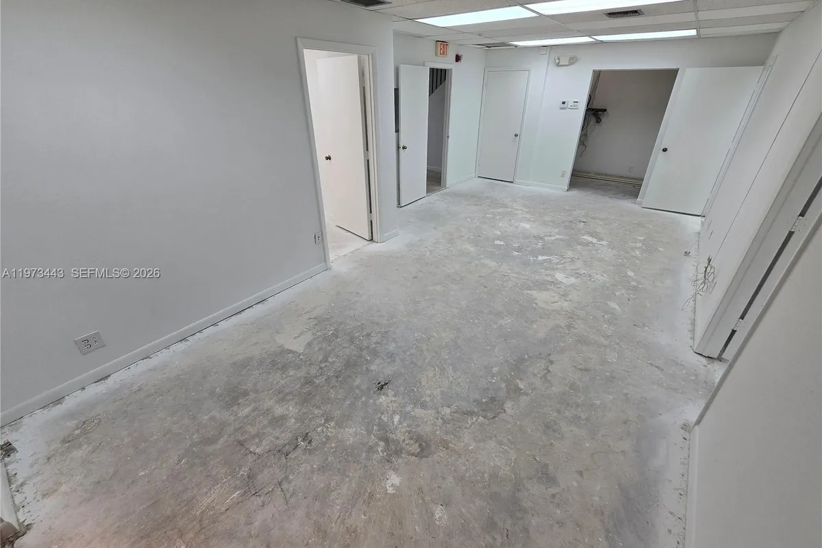 7800 W Oakland Park Blvd # 101, Sunrise FL 33351