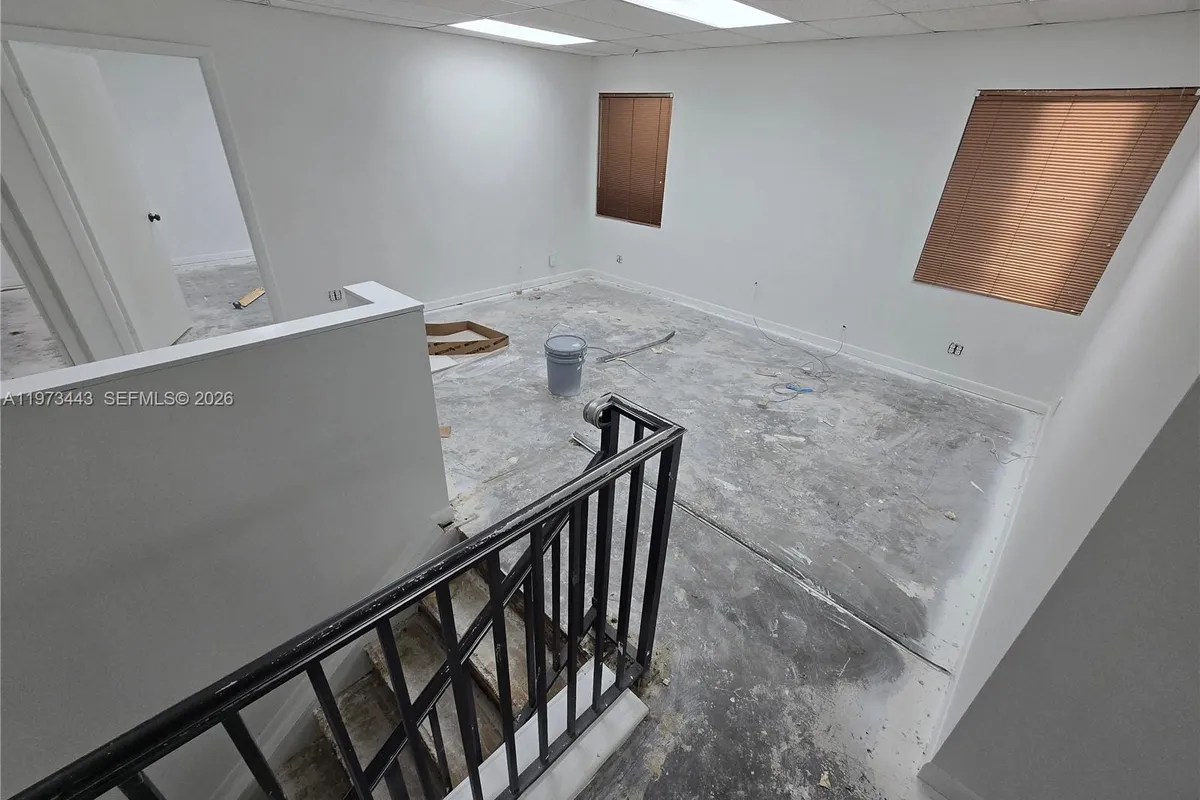 7800 W Oakland Park Blvd # 101, Sunrise FL 33351