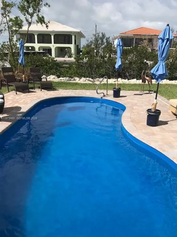 227 Sombrero Beach Rd, Marathon FL 33050