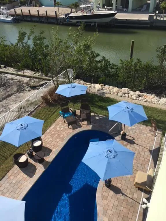 227 Sombrero Beach Rd, Marathon FL 33050