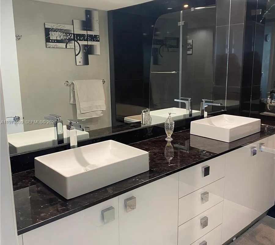 1800 Ocean Dr # 1408, Hallandale Beach FL 33009