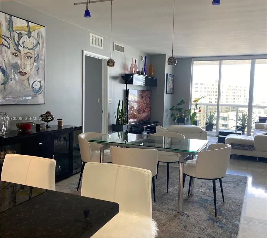 1800 Ocean Dr # 1408, Hallandale Beach FL 33009