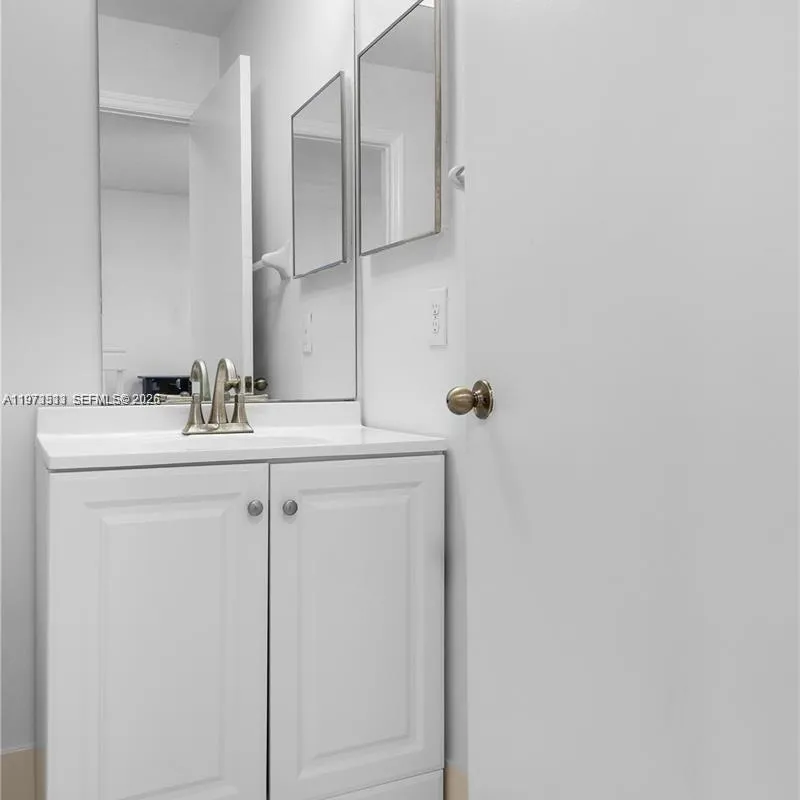 10320 SW 18th St, Miramar FL 33025