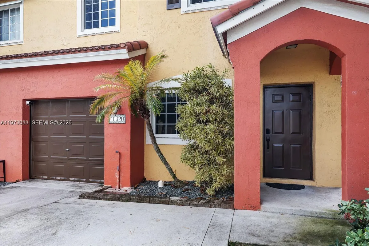 10320 SW 18th St, Miramar FL 33025