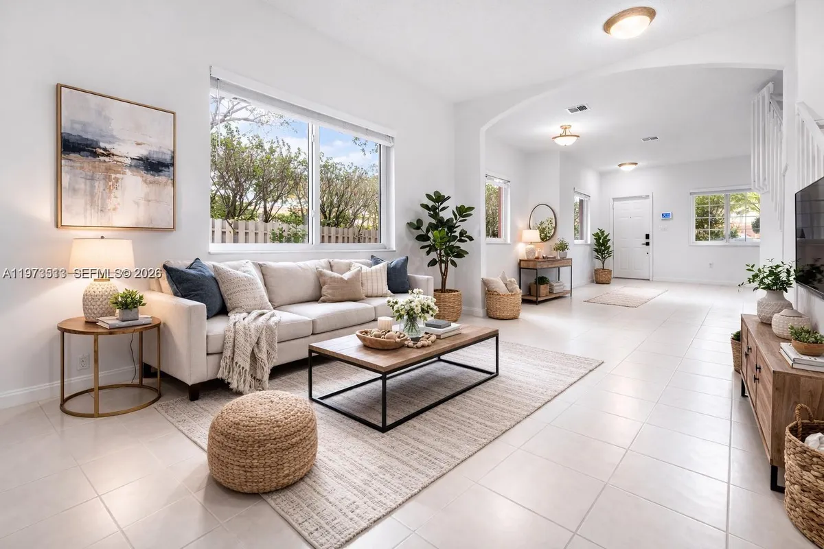 10320 SW 18th St, Miramar FL 33025