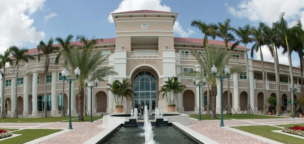 10320 SW 18th St, Miramar FL 33025