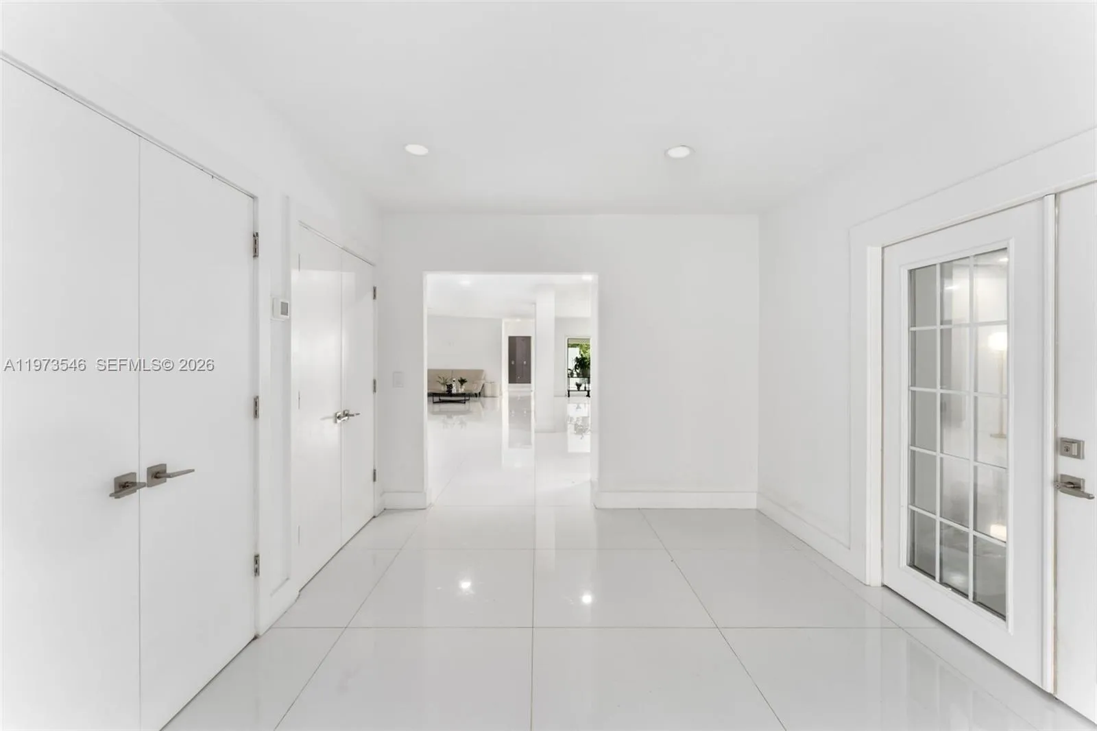 400 SW 24th Rd, Miami FL 33129