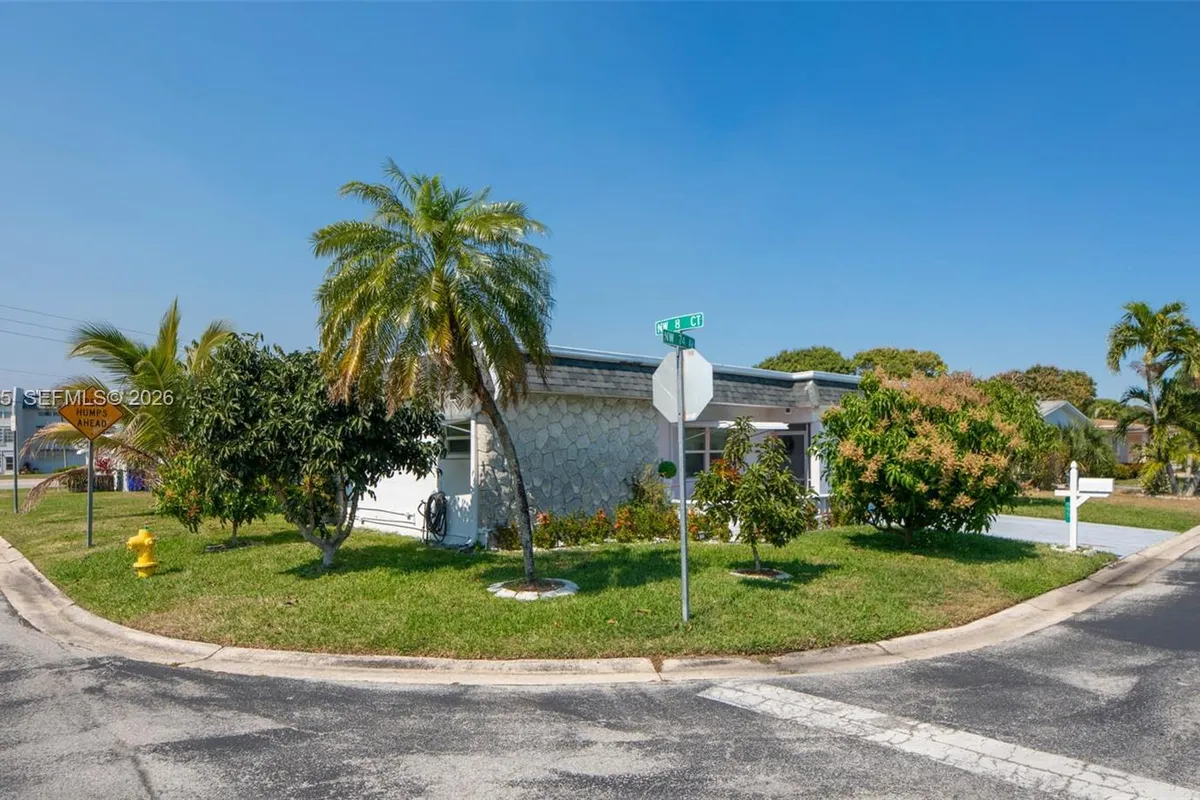 995 NW 74th Ave, Margate FL 33063