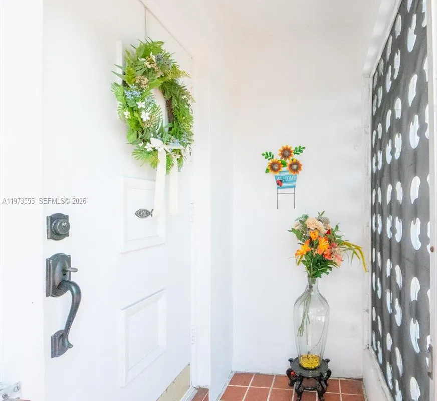 995 NW 74th Ave, Margate FL 33063