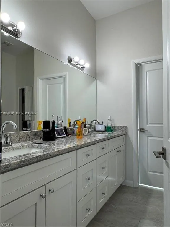 1818 Inwood RD, La Belle FL 33935