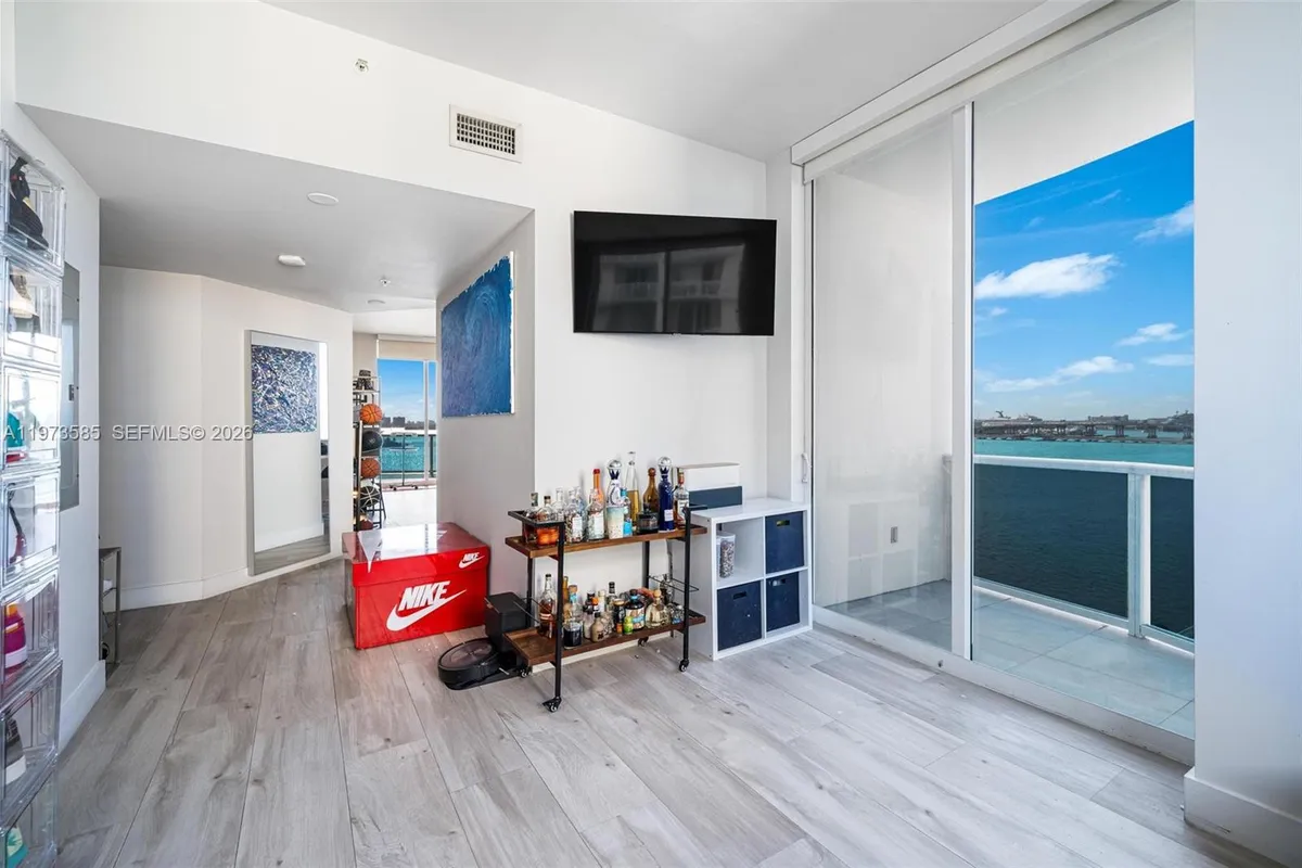 725 NE 22nd St # 10A, Miami FL 33137