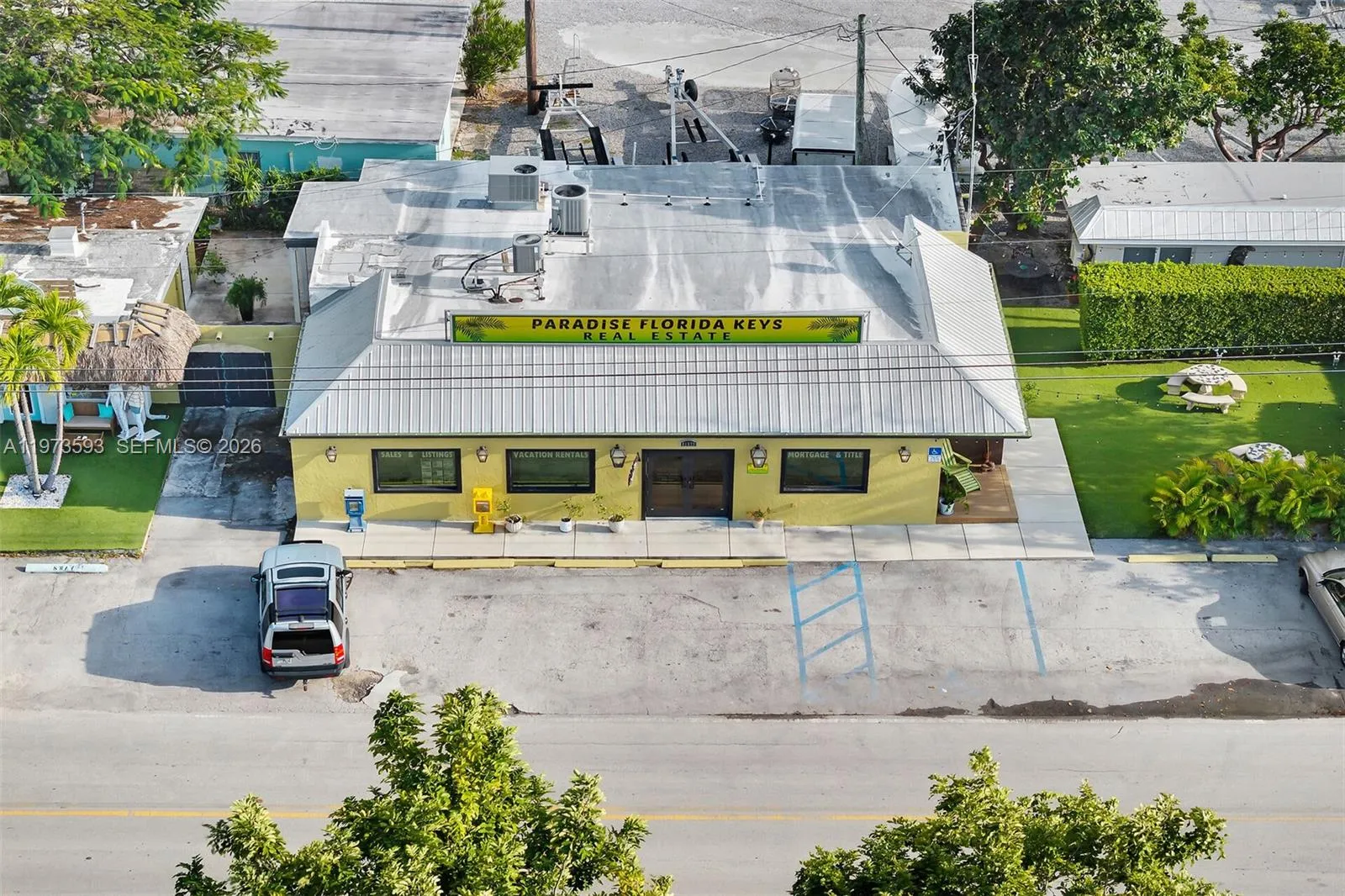 105 PALM AVE., Islamorada FL 33036