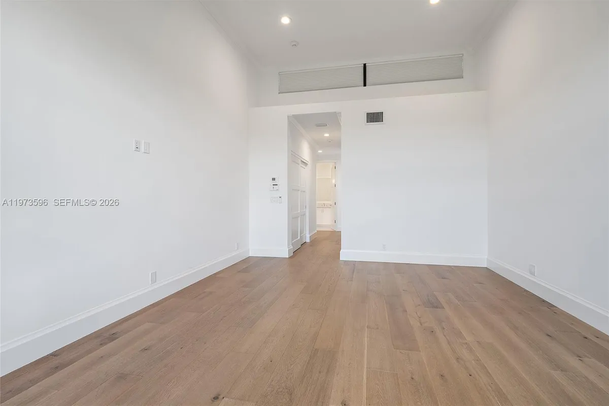 108 Waters Edge Dr, Jupiter FL 33477