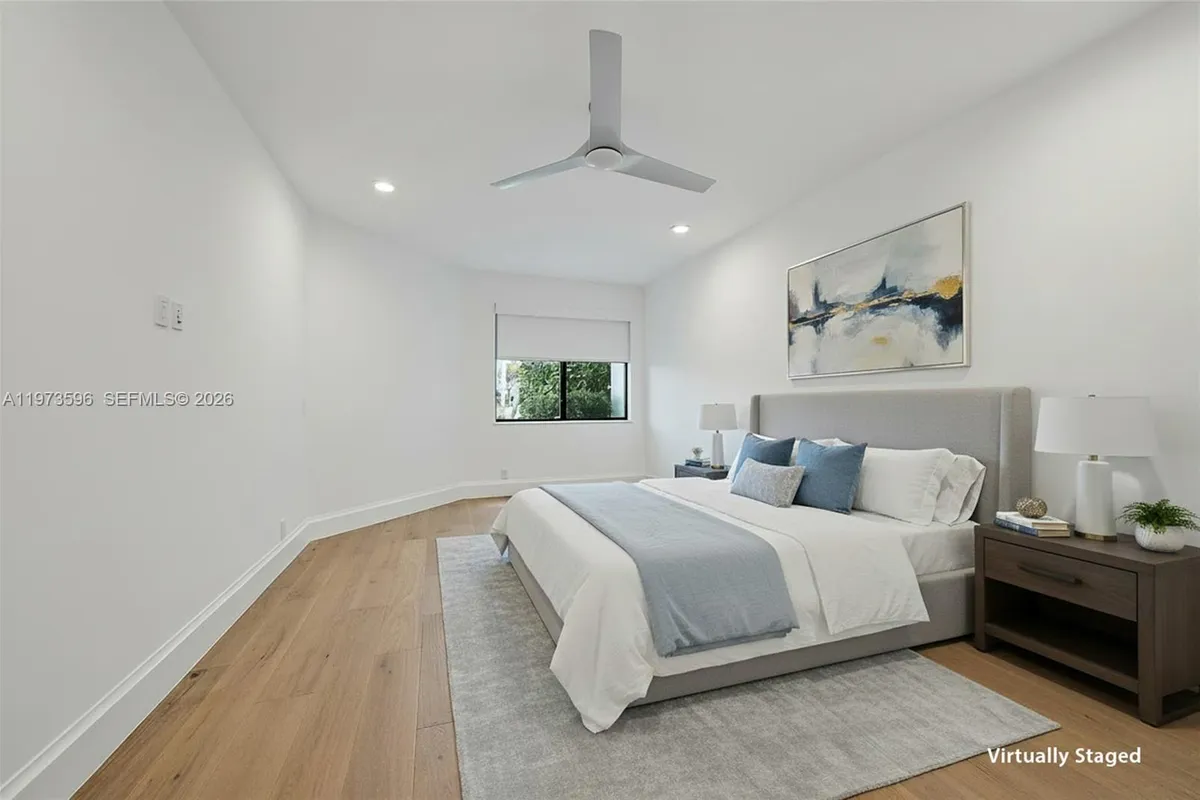 108 Waters Edge Dr, Jupiter FL 33477