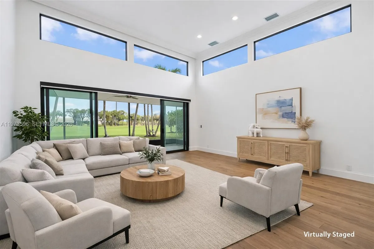 108 Waters Edge Dr, Jupiter FL 33477