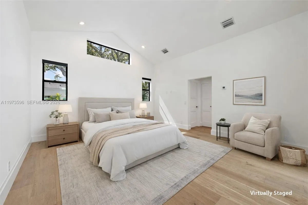 108 Waters Edge Dr, Jupiter FL 33477