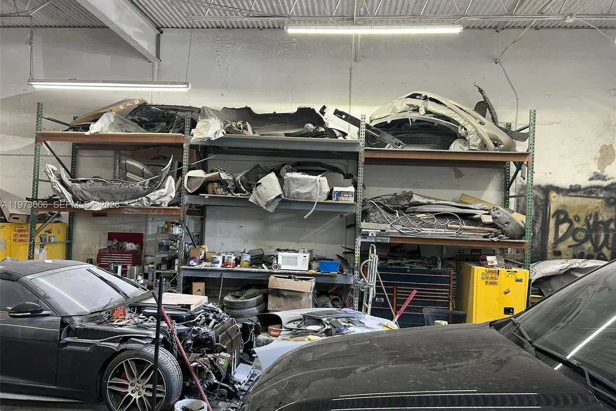 8xxx NW 117th St, Hialeah Gardens FL 33018