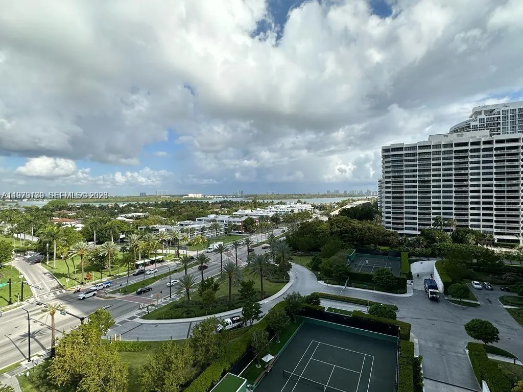 10185 Collins Ave # 1103, Bal Harbour FL 33154