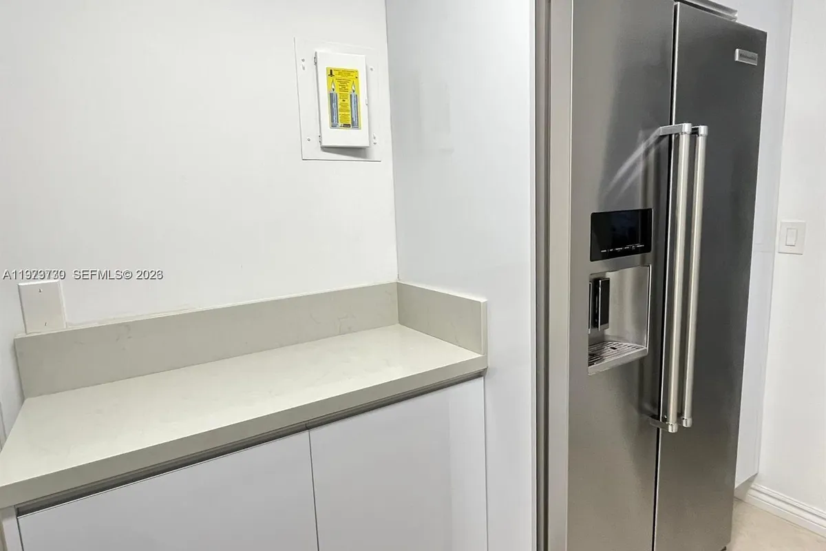 10185 Collins Ave # 1103, Bal Harbour FL 33154