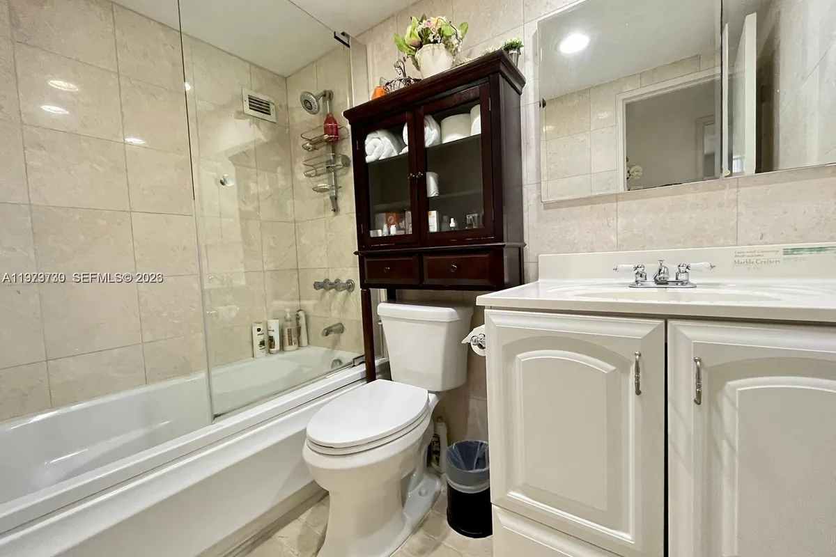 10185 Collins Ave # 1103, Bal Harbour FL 33154